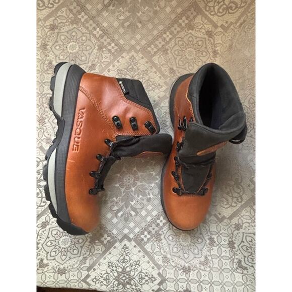 Vasque St. Elias Waterproof Leather Hiking Boots Women's Size 9 New - Picture 4 of 5